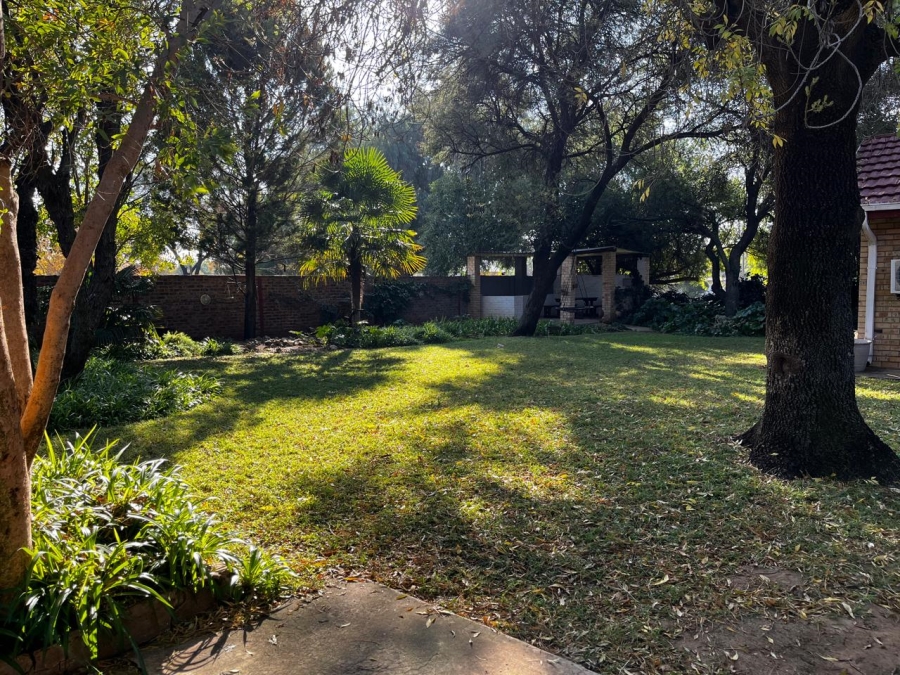 4 Bedroom Property for Sale in Bloemhof North West